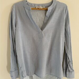 Vineyard Vines Blue Gray Relaxed Buttoned Blouse